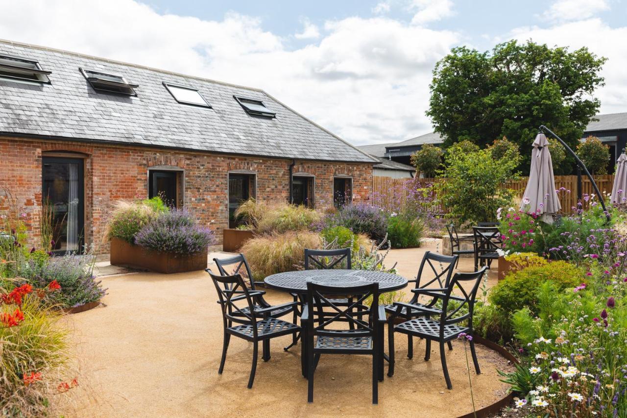 Villa The Farm At Avebury Marlborough Exterior foto